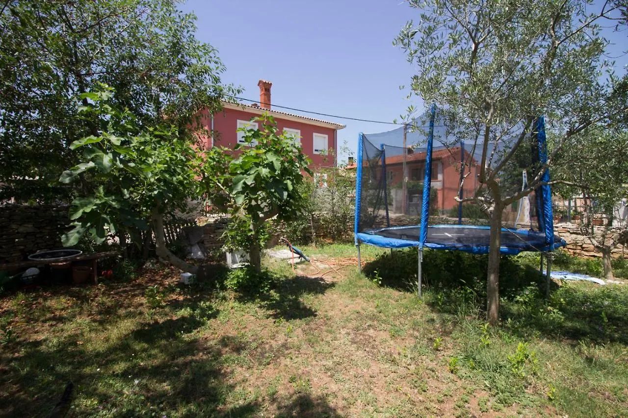 Apartment Tila In Šišan كرواتيا